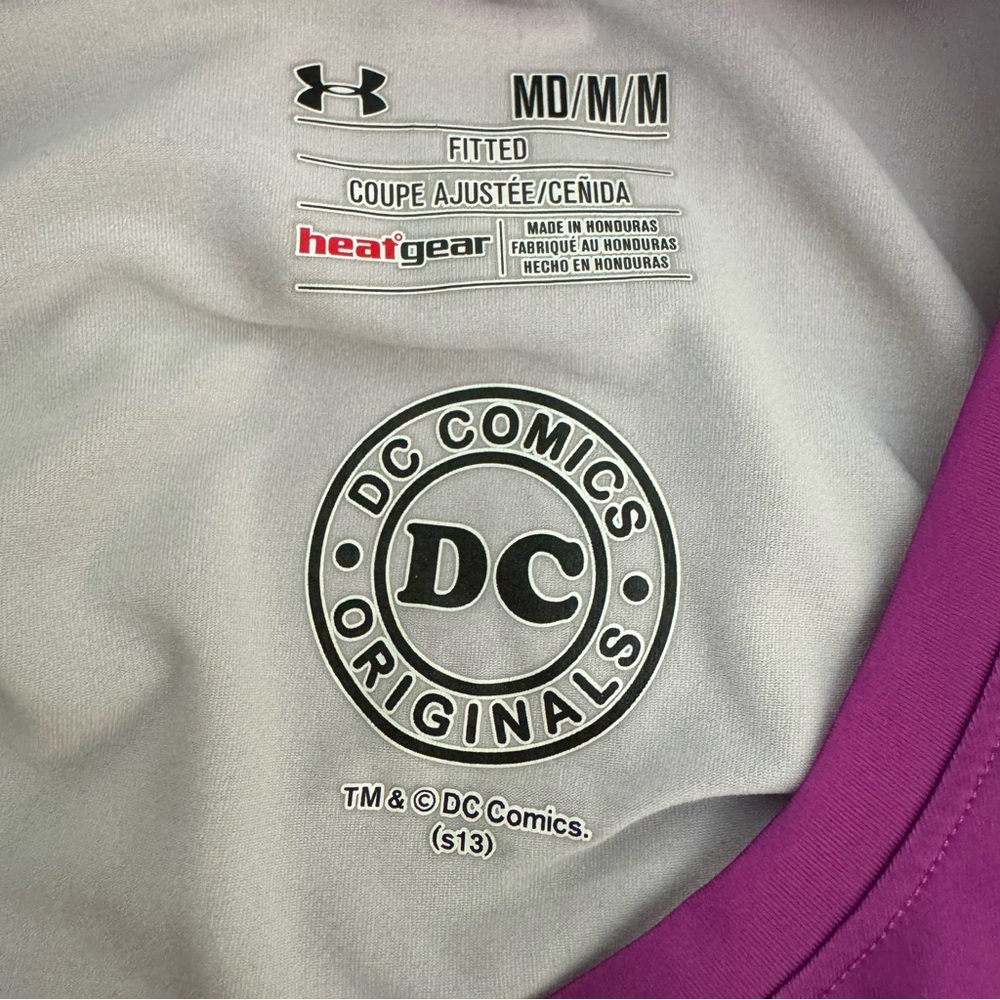 DC Comics Wonder Woman Purple Fitted Graphic T-Shirt Pink and Yellow Medium - Picture 3 of 6